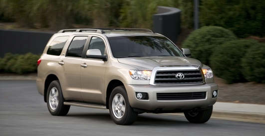 "Скорые" за 1,5 млн. достанутся депутатам и министрам