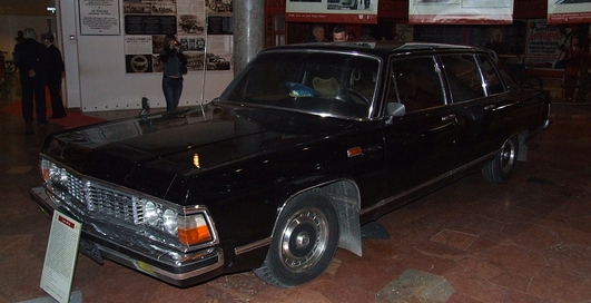 Лимузин Брежнева ушел почти за ? 200 тыс.