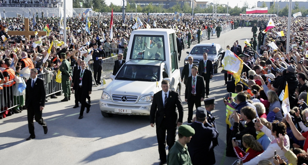 Папа Римский пересядет на новый 