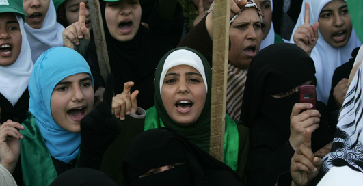 Вождение стоило женщине из Саудовской Аравии 10 ударов плетьми