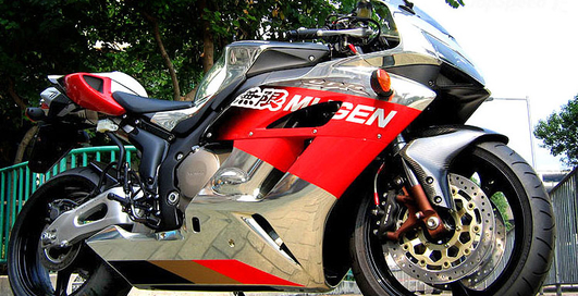 Honda CBR1000RR доработали тюнеры