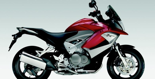 Honda представит гибрид двух вариантов байков