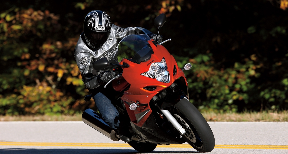 Suzuki подсаживает клиентов на 