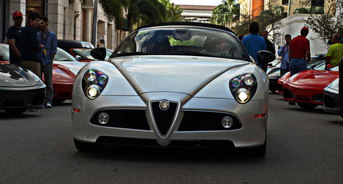 Самый красивый автомобиль в мире продается за $310 тыс.