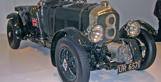 Продан самый первый Bentley