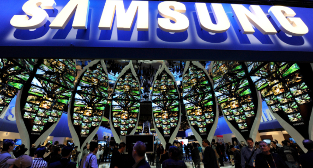 Samsung готовит планшет с двусторонним управлением