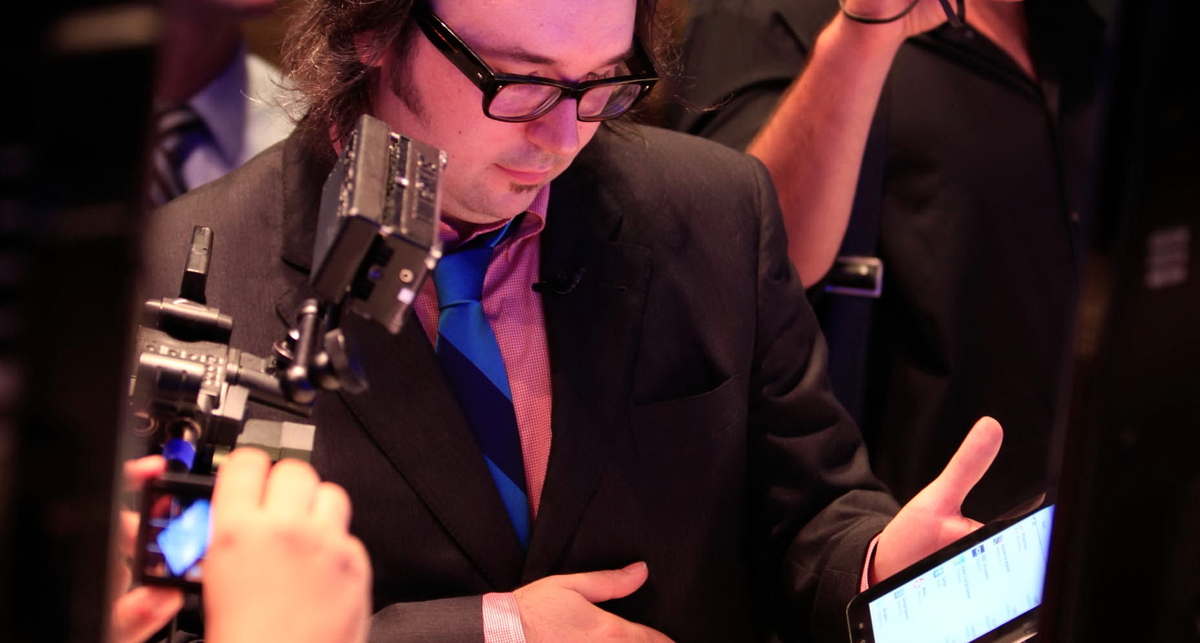 Японцы и корейцы помешались на планшетниках