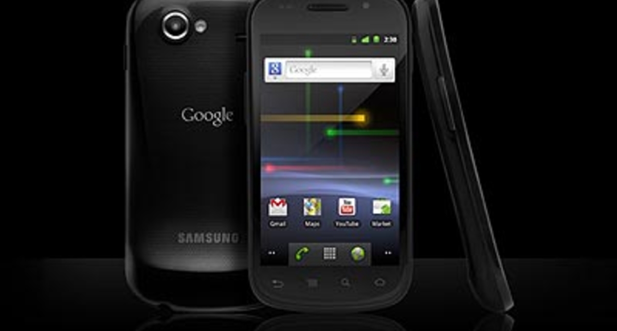 Google показала смартфон Nexus S