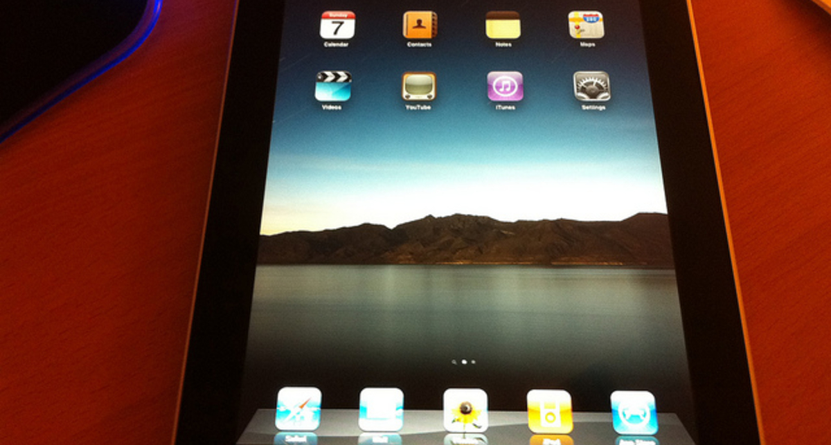 Apple стала лидером среди поставщиков мобильных ПК