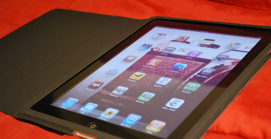 Вышла iPad-версия журнала о моде Harper's Bazaar