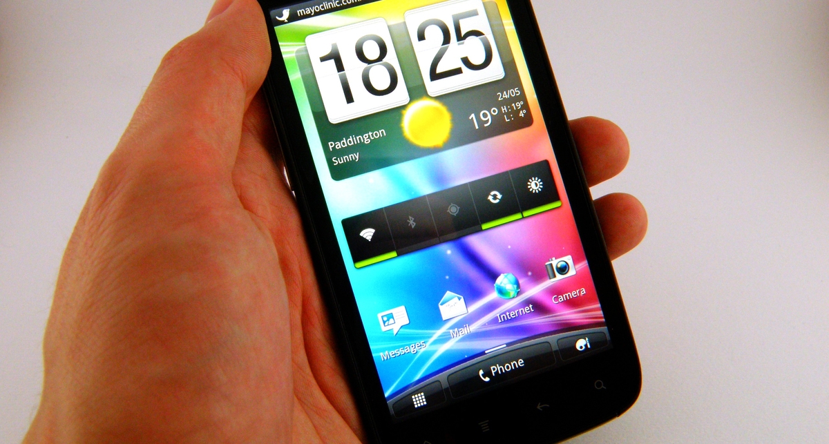 HTC разрешила разблокировать свои телефоны.