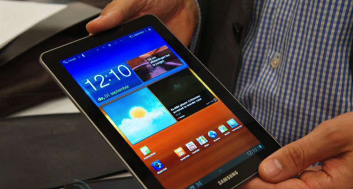 Samsung Galaxy Tab 7.7 заставили убрать с выставки