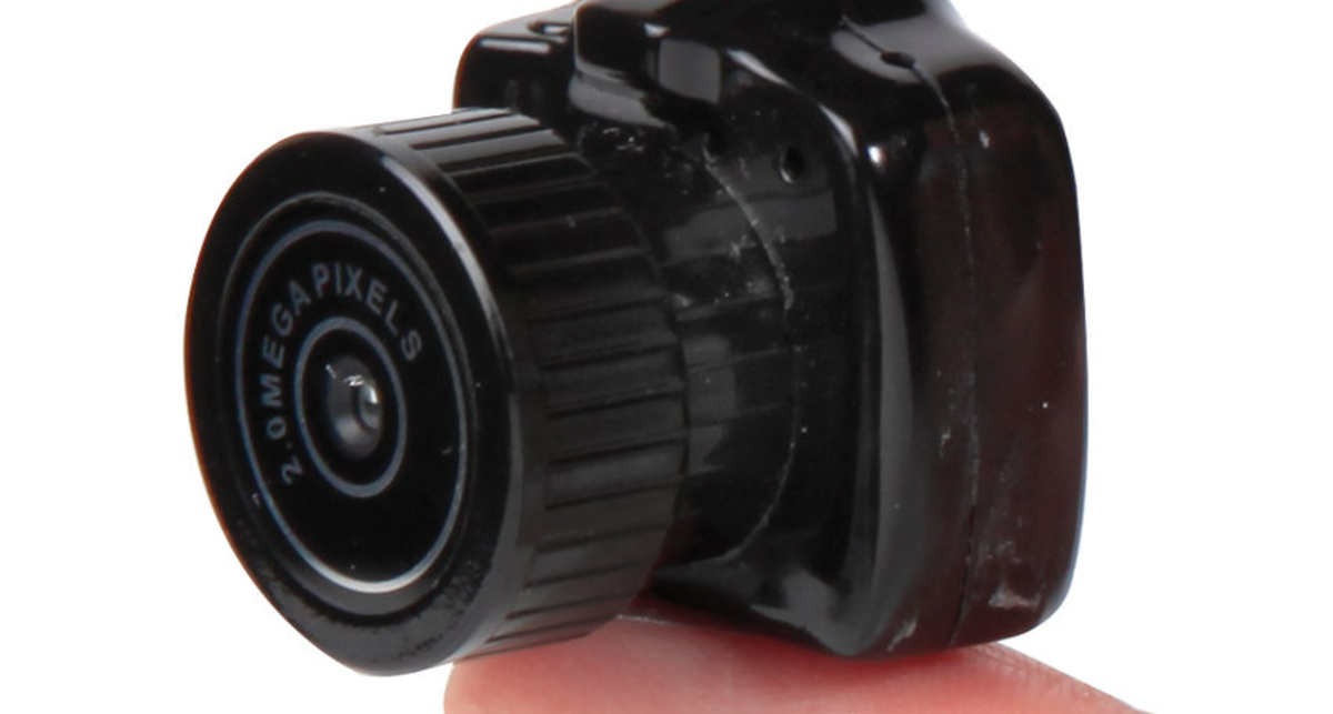 Фотокамера размером с ноготь