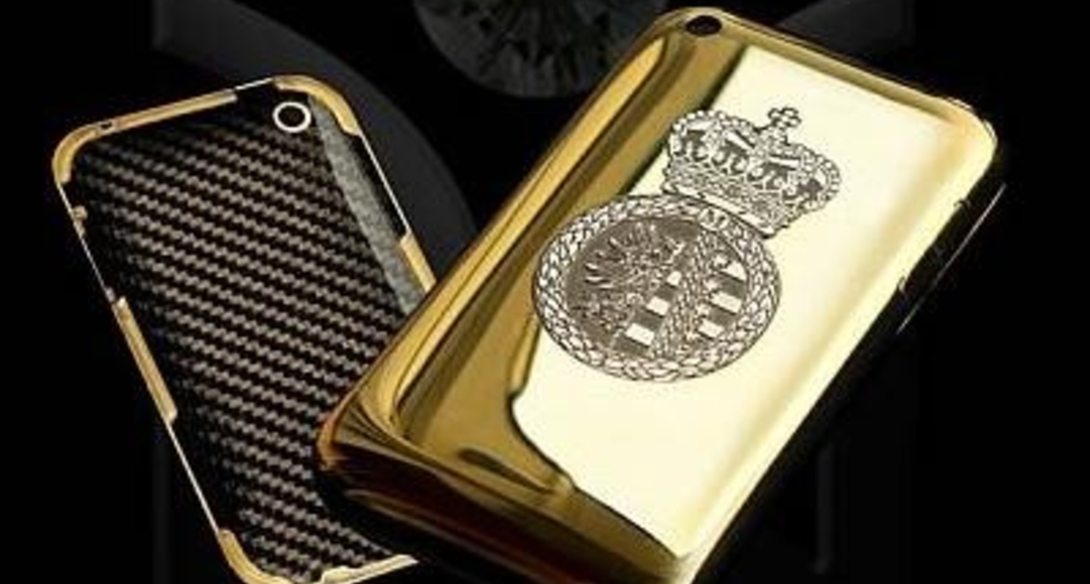 Чехол для iPhone стоит почти ?78 тыс.