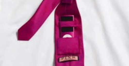 iPod можно носить в галстуке