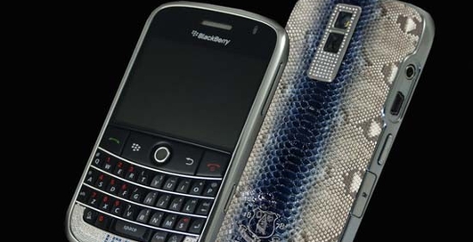 Представлен сапфировый смартфон