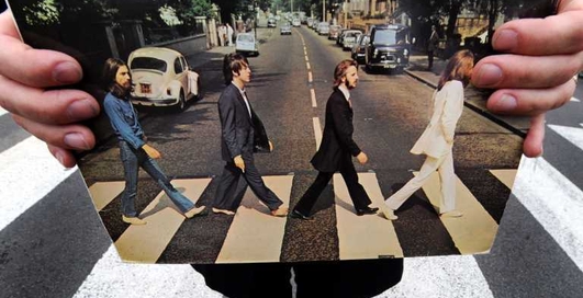 Музыка «Битлз» на флешке