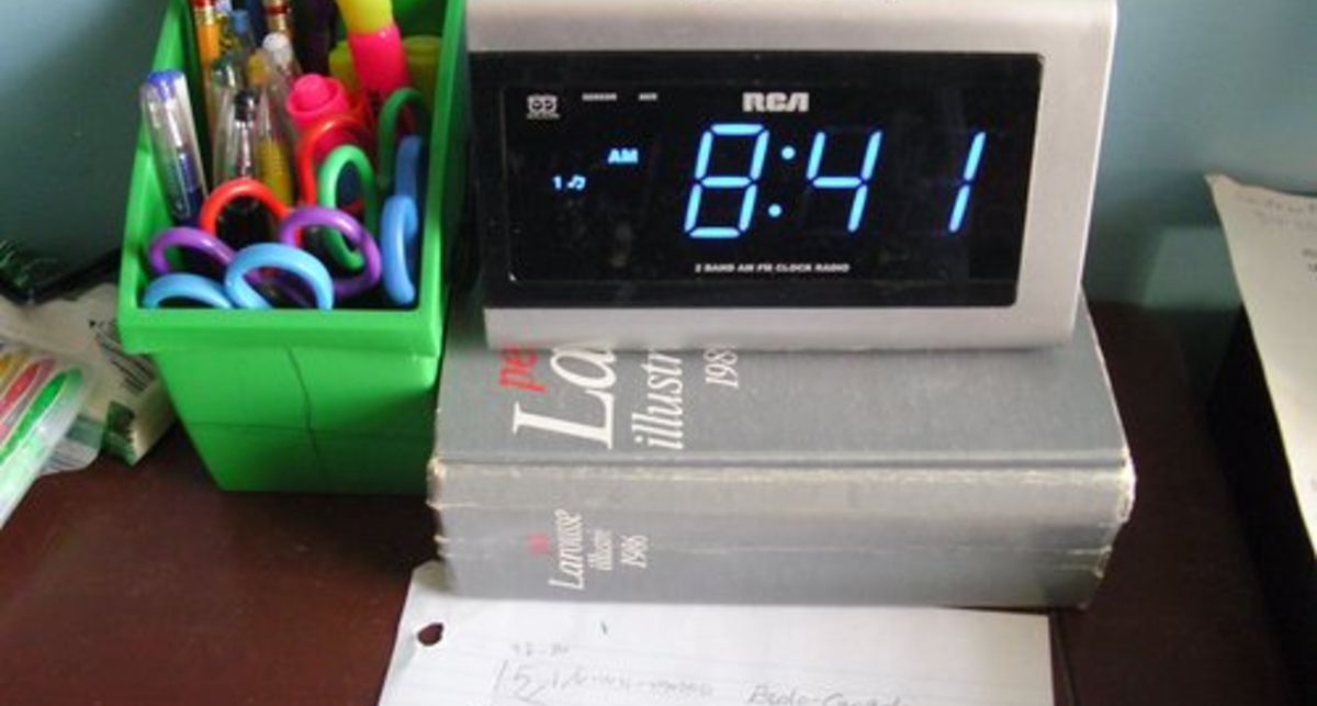 Кровать-будильник поднимет в нужное время