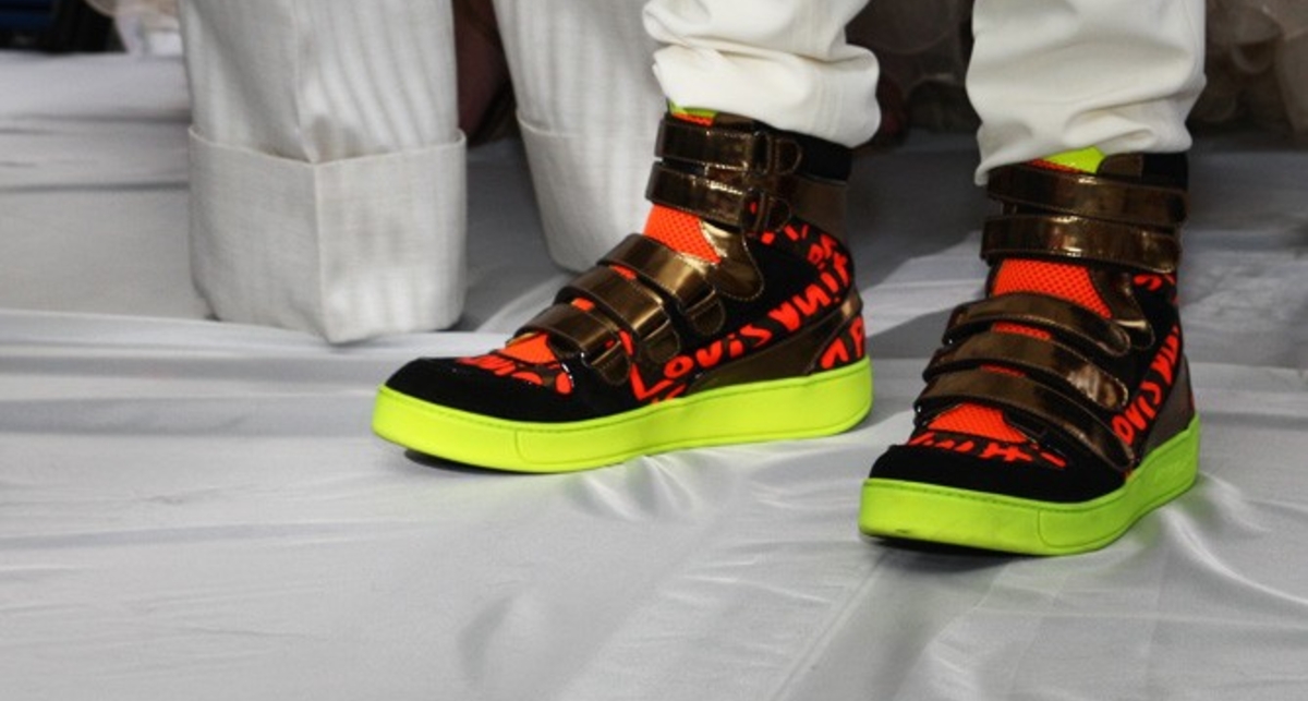 Выпущены кроссовки, интегрированные с Twitter