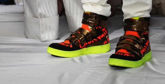 Выпущены кроссовки, интегрированные с Twitter