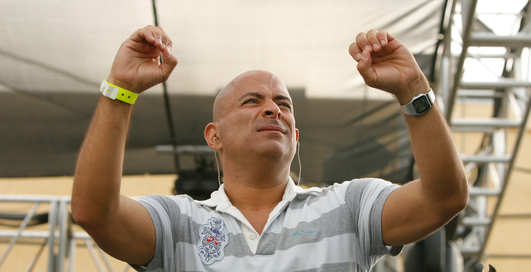 Электромиограф позволит говорить по телефону глухонемым