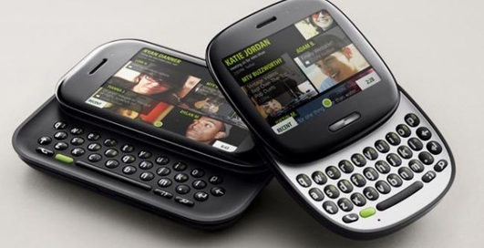 Microsoft сворачивает развитие смартфонов Kin