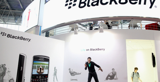 Еврокомиссия тоже запрещает BlackBerry