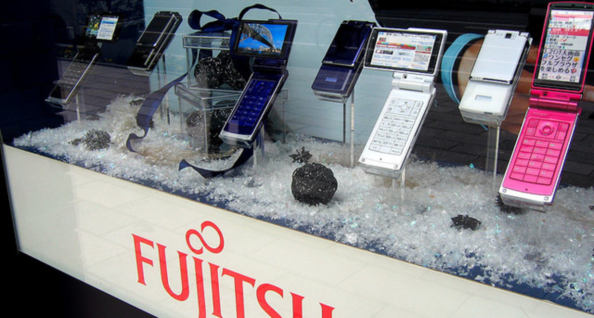 Fujitsu готовит беспроводную зарядку для мобильных телефонов