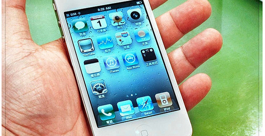 Белый iPhone 4 начнет продаваться в апреле