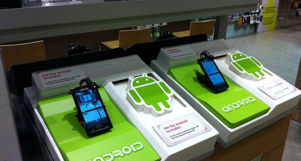 Пользователи из США чаще покупают новые смартфоны на Android