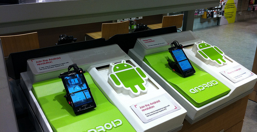 Пользователи из США чаще покупают новые смартфоны на Android