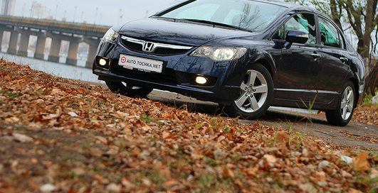 Тест-драйв Honda Civic: спортивные нотки семейного седана