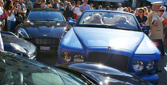 У принца Монако отобрали права за превышение скорости