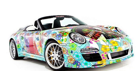 Художник использовал Porsche 911 Speedster в качестве холста (фото)