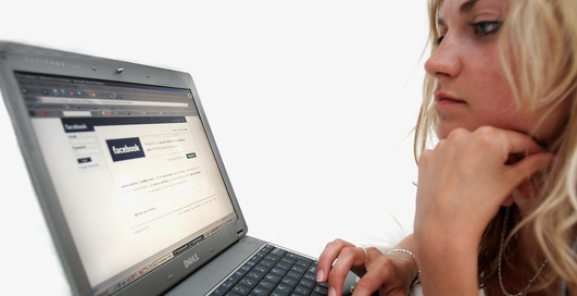 Ученые связали распространение сифилиса с Facebook