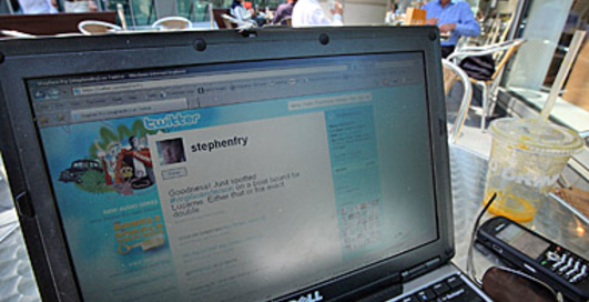 Microsoft и Google хотят искать в Twitter