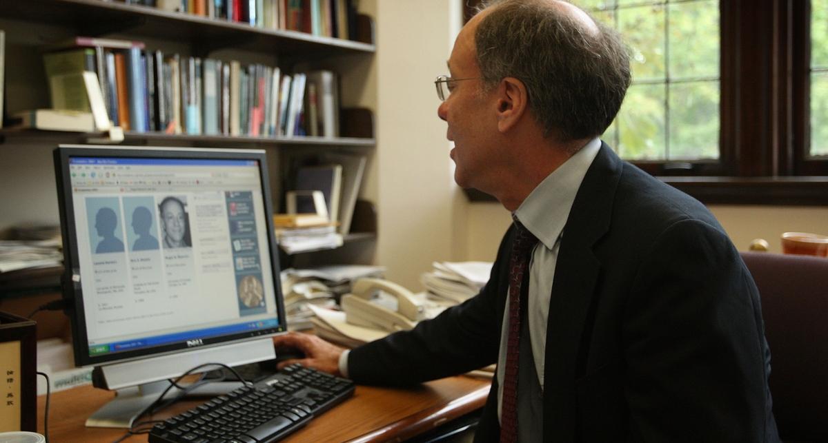 Интернет-издания пока не будут регистрировать