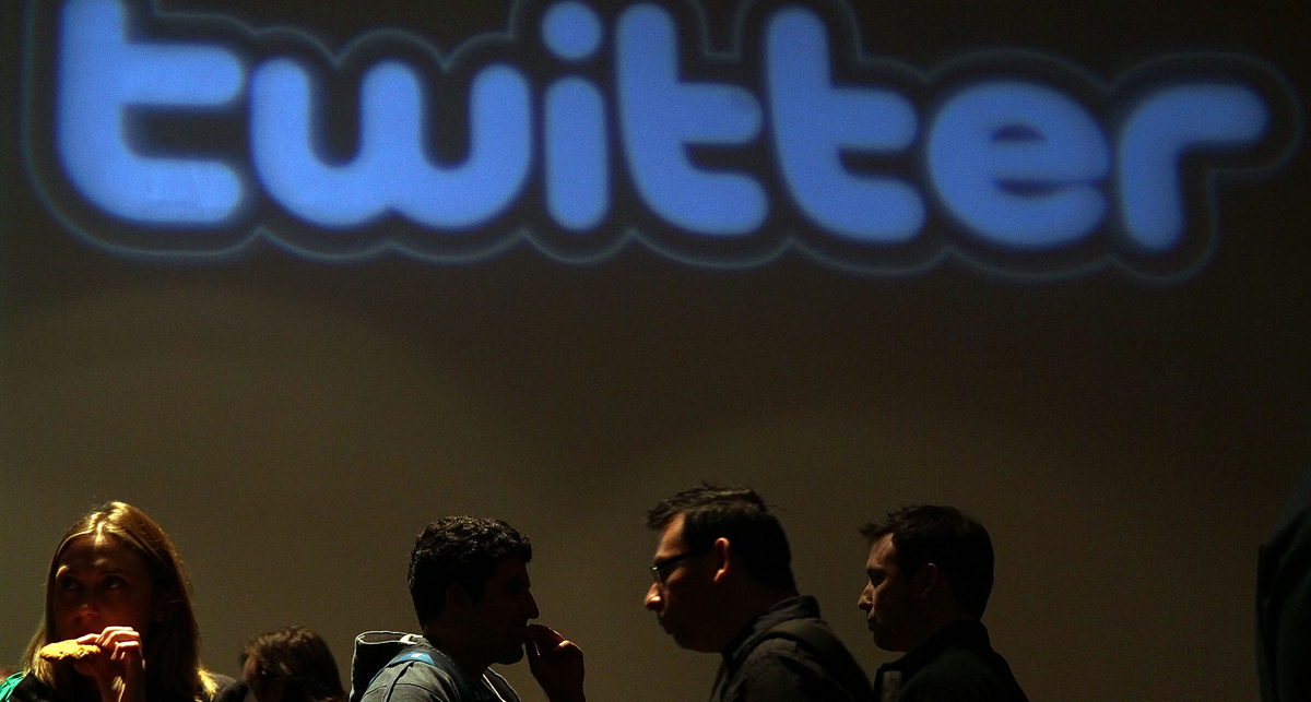 Google научился отслеживать  тренды в Twitter