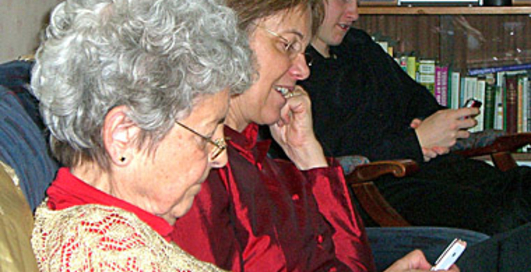 Итальянские католики могут отправить  Папе Римскому SMS