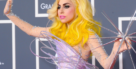 Lady Gaga победила Обаму в Facebook