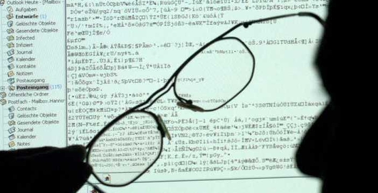 Новый вирус  предлагает бесплатное порно