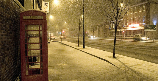 Британская полиция сможет контролировать переписку и звонки