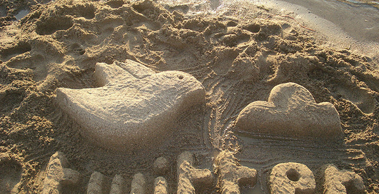 Facebook и Twitter блокируют аккаунты сторонников Wikleaks