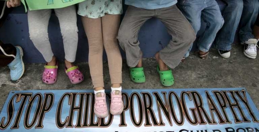 40% детей встречались с онлайновым порно