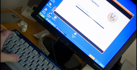 Червь Stuxnet  запустили спецслужбы США и Израиля