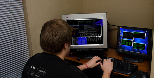 Российский хакер осужден на пять лет за взлом платежной системы