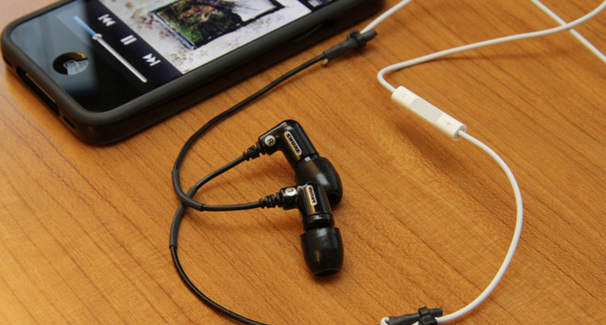 Apple разрабатывает бюджетный iPhone