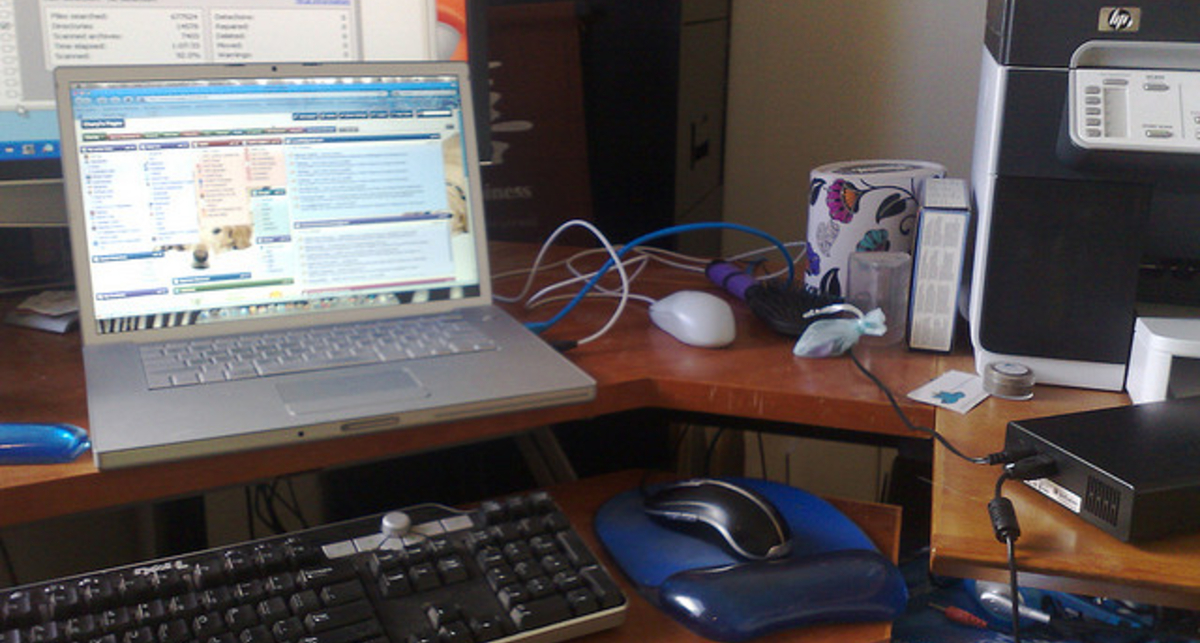 Хакеры атаковали более 300 тысяч сайтов за шесть дней