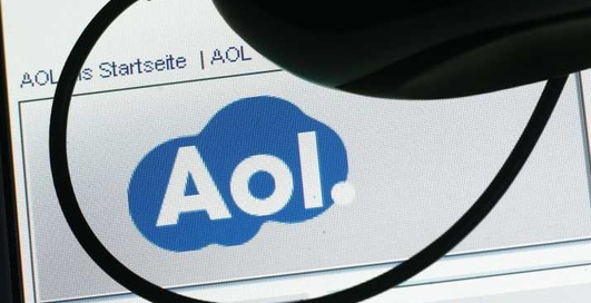 Блогеры судятся с AOL и Huffington Post