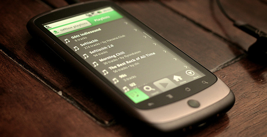 Facebook совместно с  Spotify запускает музыкальный сервис